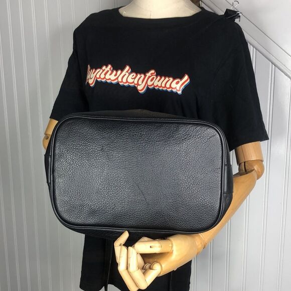 BURBERRYS Large Black Leather Bucket Drawstring Bag Nova Check Lining Authentic - Picture 5 of 17